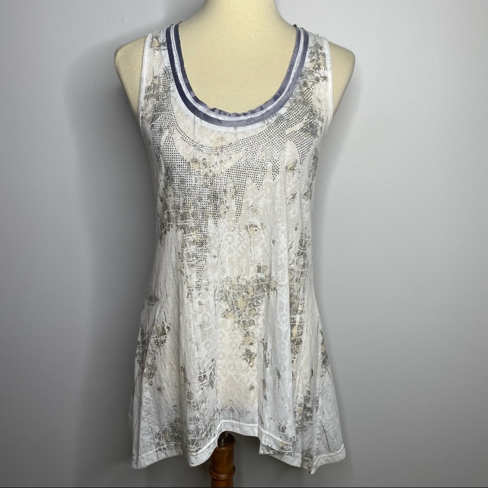 5/$25! Miss Me scoop neck sleeveless asymmetrical top size medium